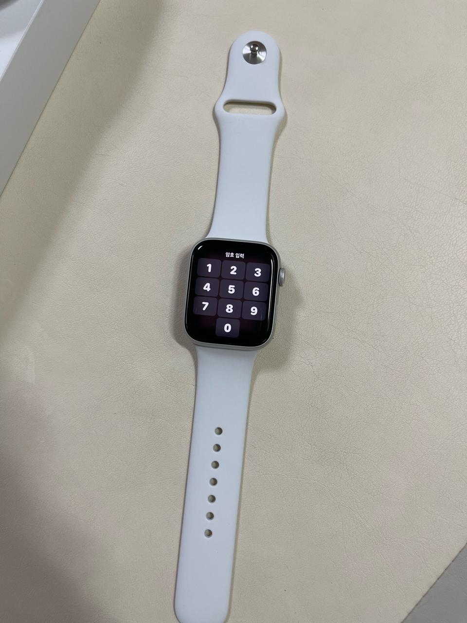 애플워치se 44미리 팝니다