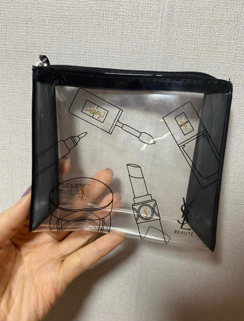 입생로랑 파우치