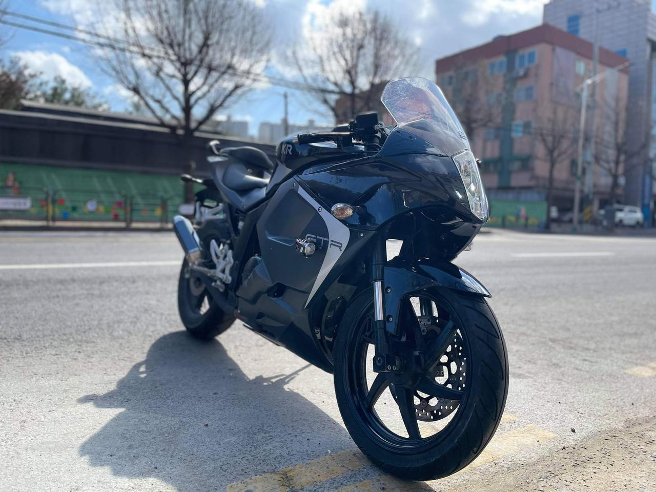 kr모터스 코멧125rc / 2015년식 6천km