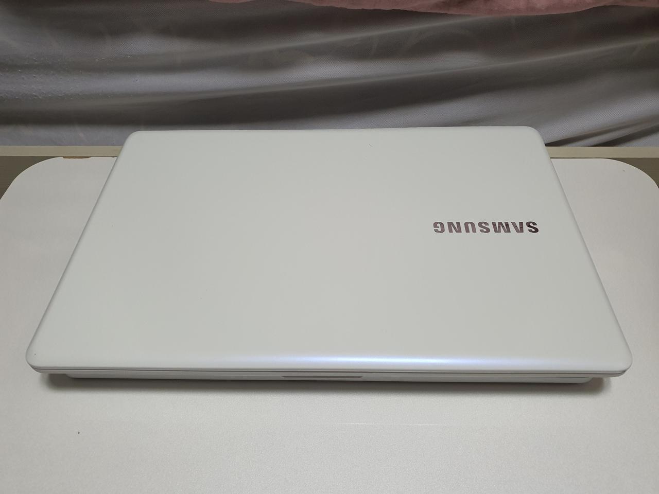 삼성노트북 2019 i5 게이밍노트북 NT500R5Y