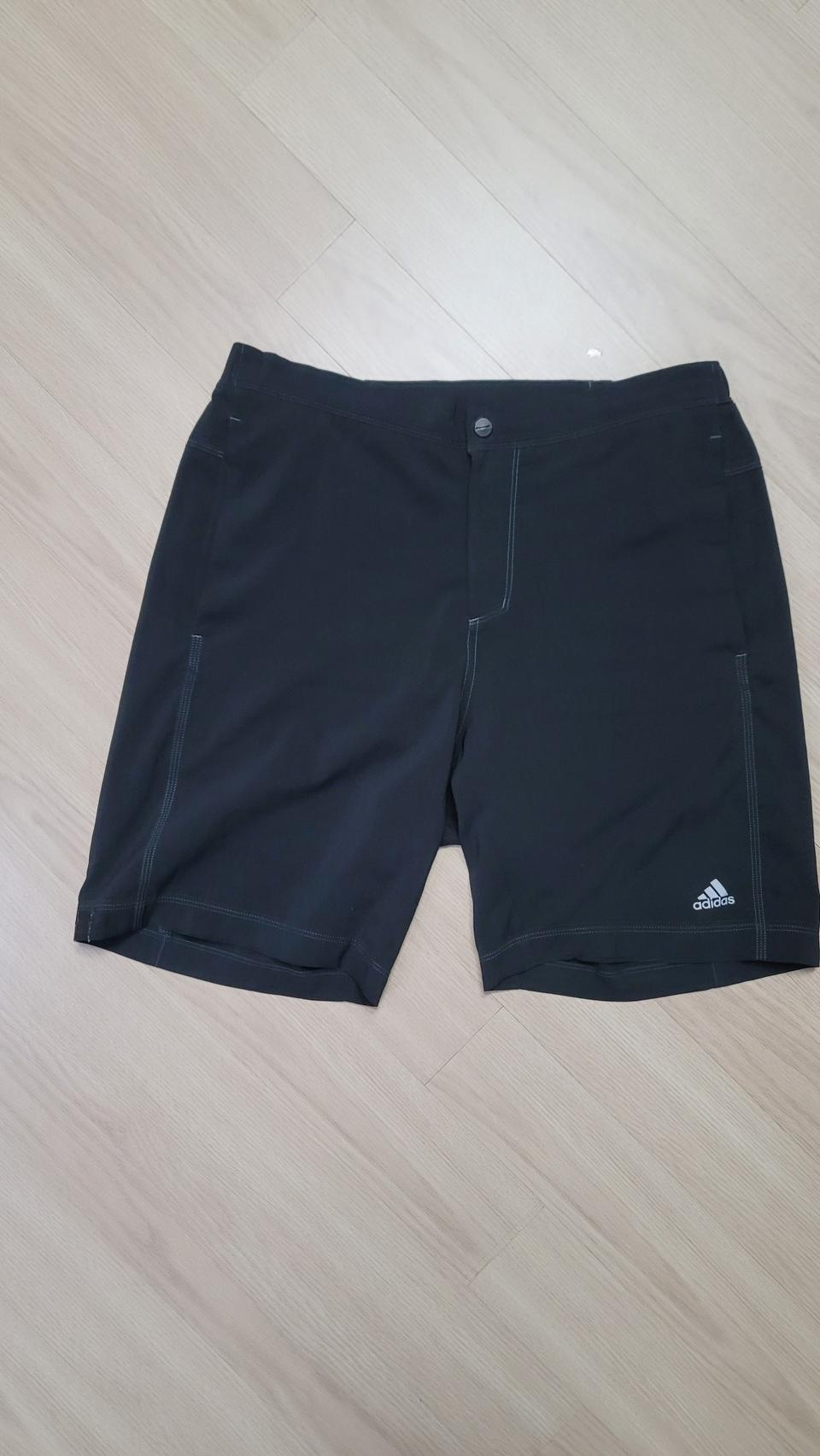 아디다스 100사이즈 반바지