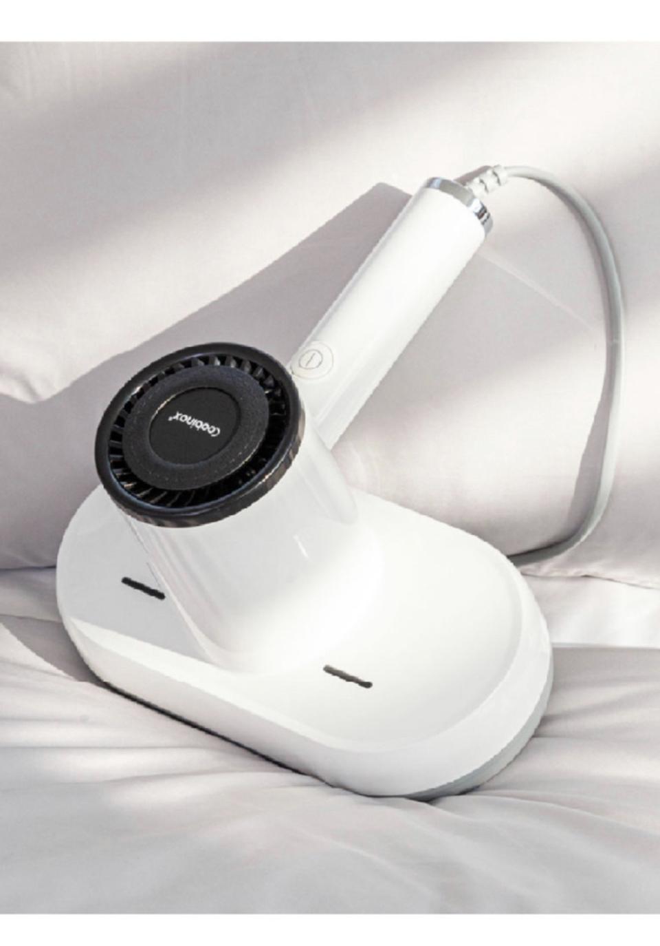 자외선 살균 진동 흡입 침구청소기 살균기 상자채 미개봉 새거