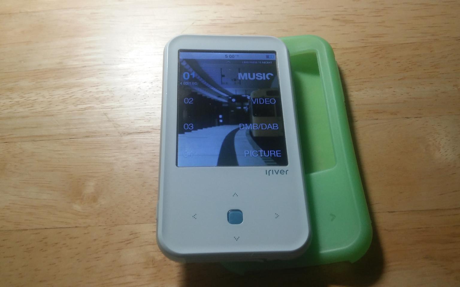 아이리버 s100 4기가 블루 디엠비