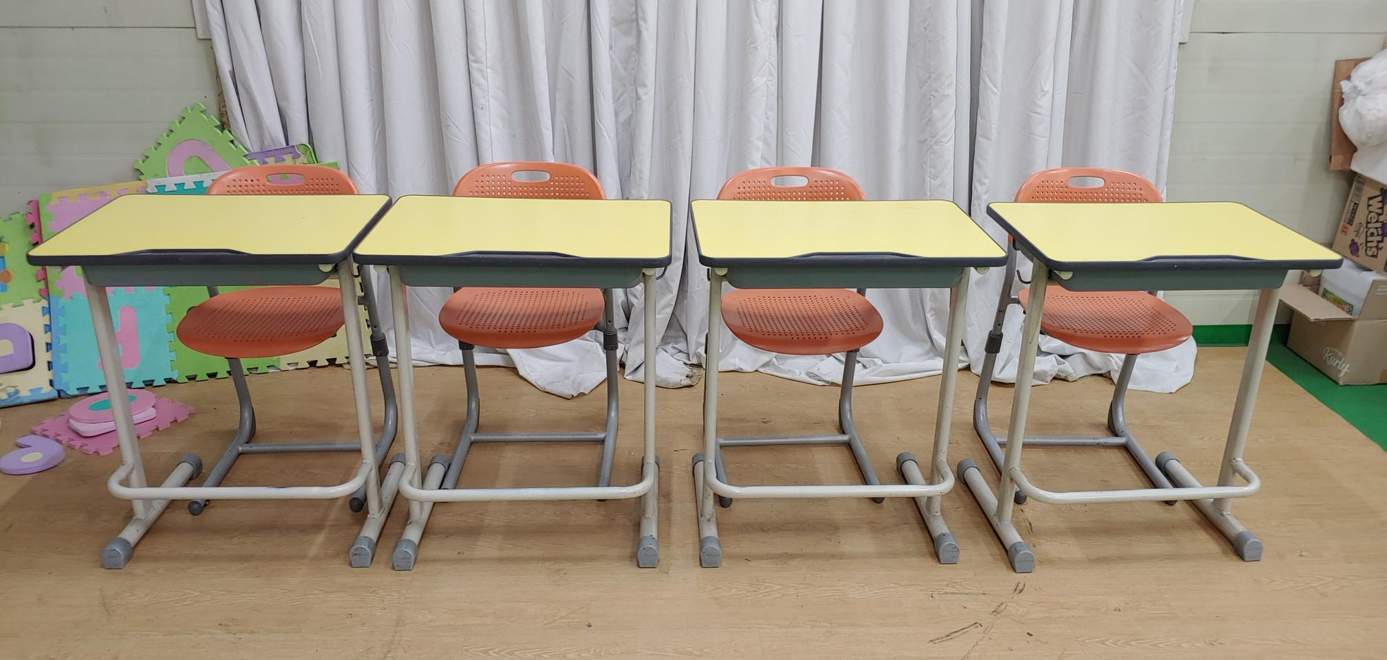 퍼시스 1인용 학원책상의자 학교책상의자 학원책걸상 배송가능