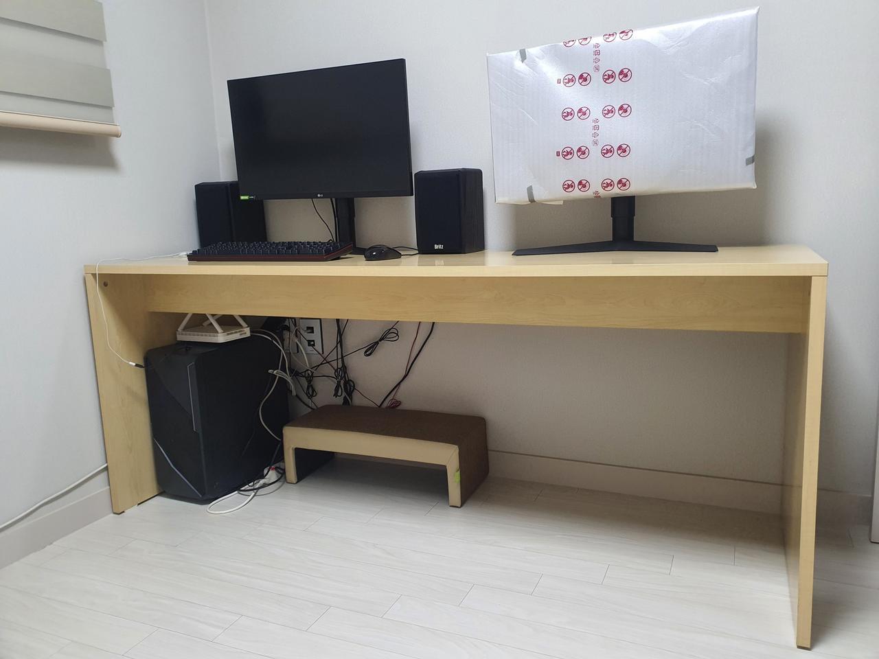 1800 책상 테이블