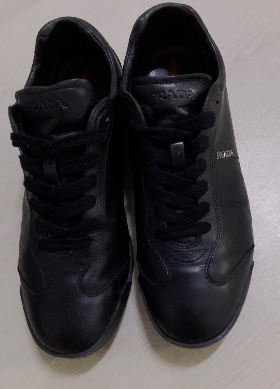 [270]PRADA 가죽 스니커즈(120만원대~)