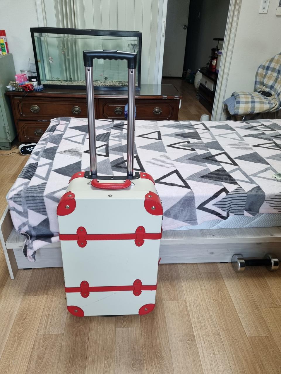 21인치자동잠금장치.YIKI가죽여헹용캐리어