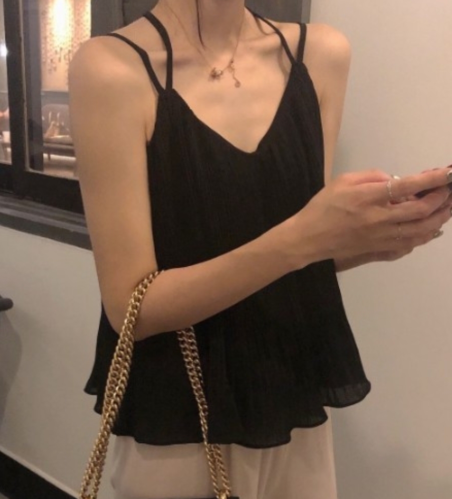 블랙 플리츠 나시 투라인 여름 상의