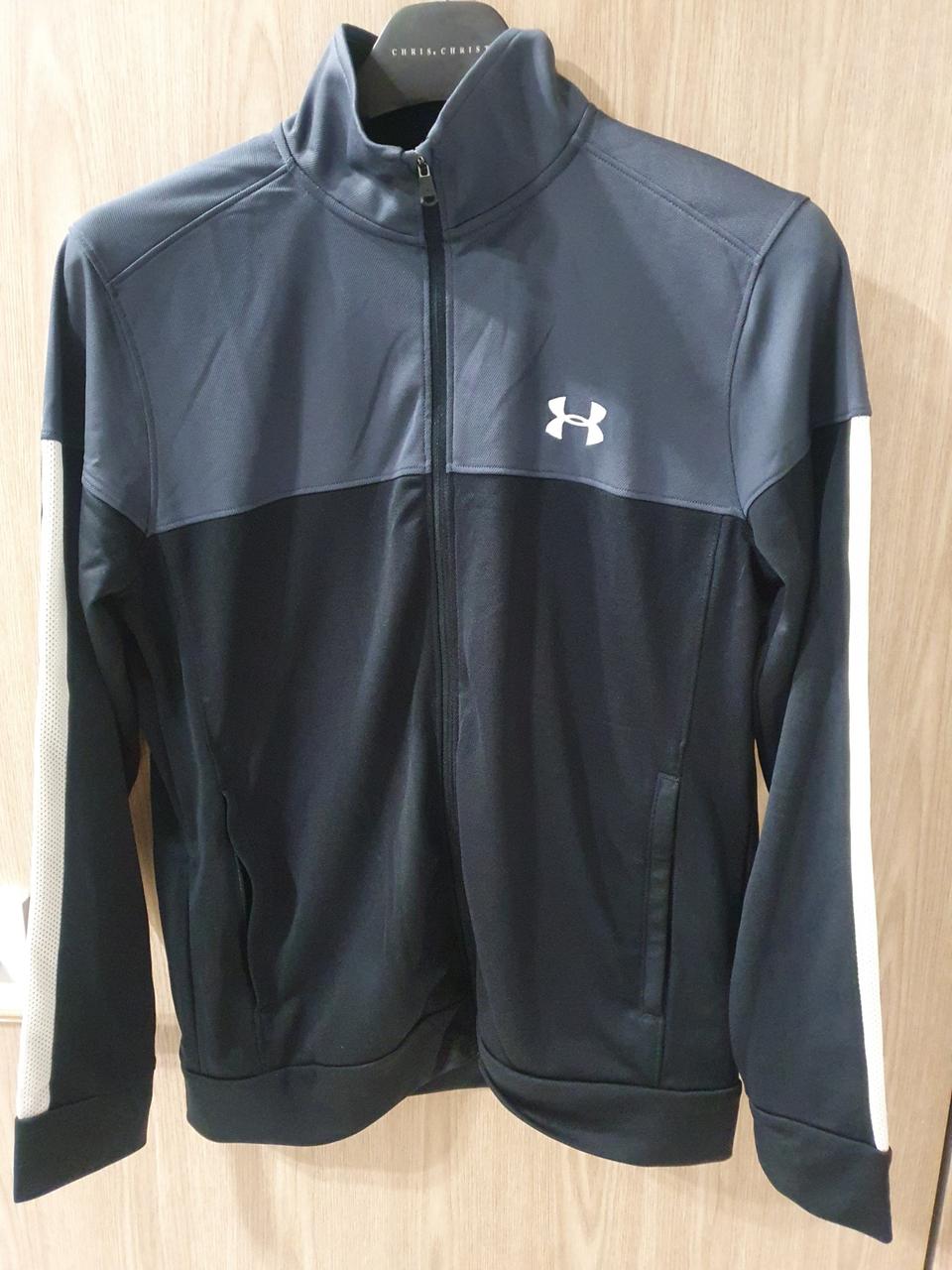 언더아머 트레이닝복