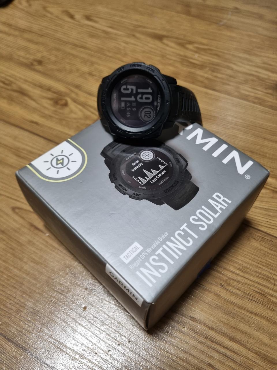 가민 인스팅트 솔라 텍티컬