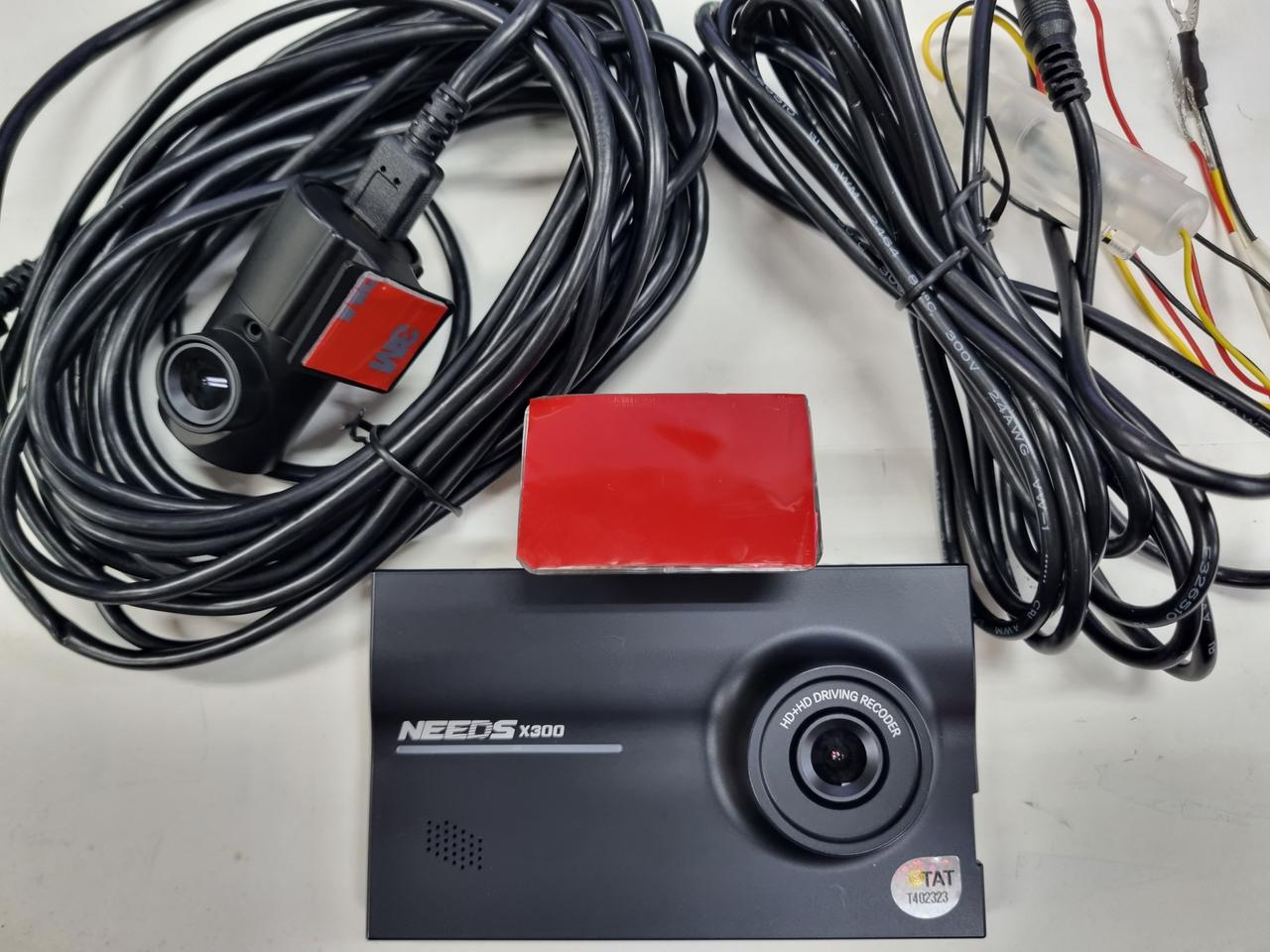 (32기가)ESV니즈 x300 2채널블랙박스. 32기가 -무료배송-