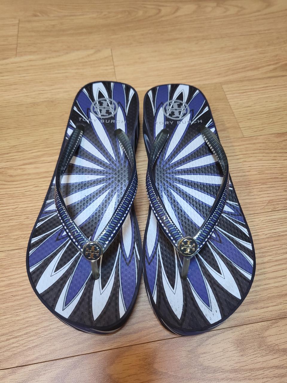 토리버치 쪼리 슬리퍼 240사이즈