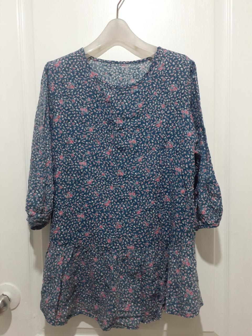 꽃무늬 블라우스