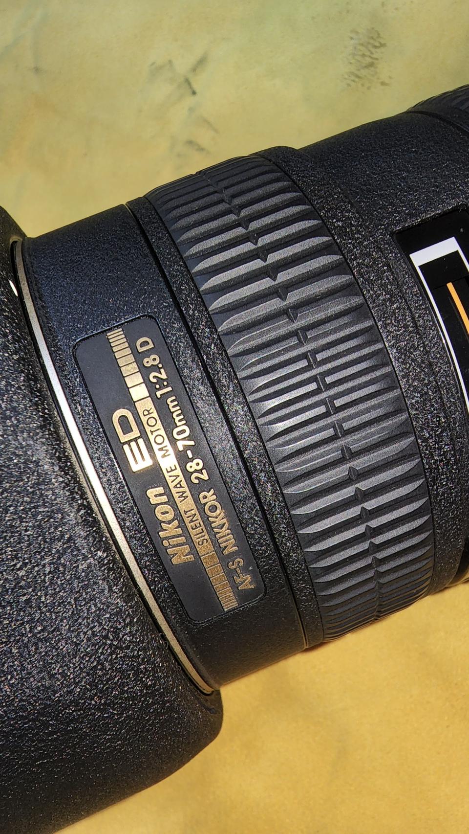 니콘AF-s 28-70mmf2.8 판매합니다