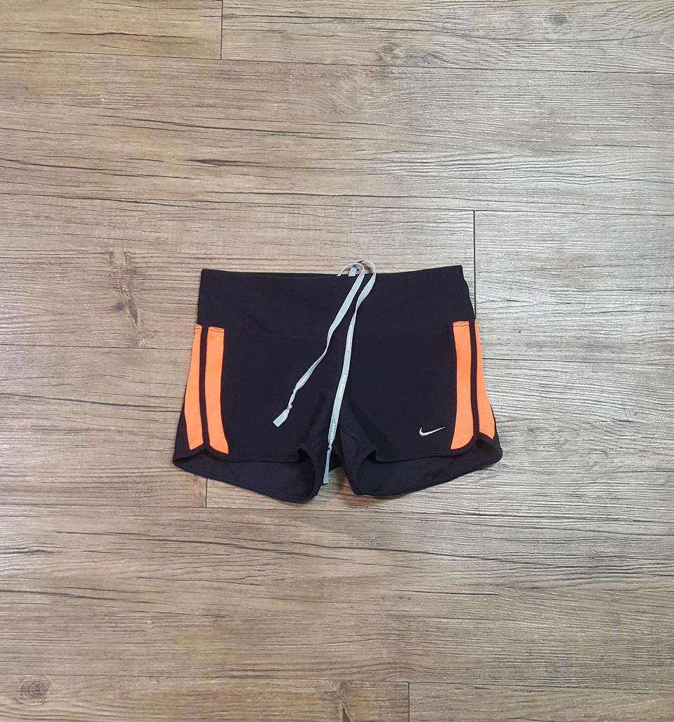 나이키 드라이핏 반바지 M사이즈