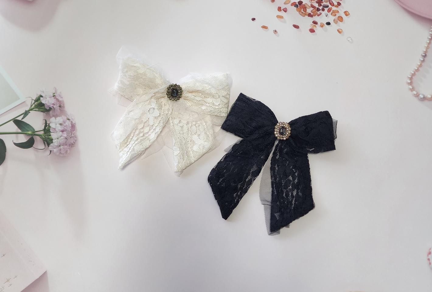 레이스 꼬리리본 자동핀