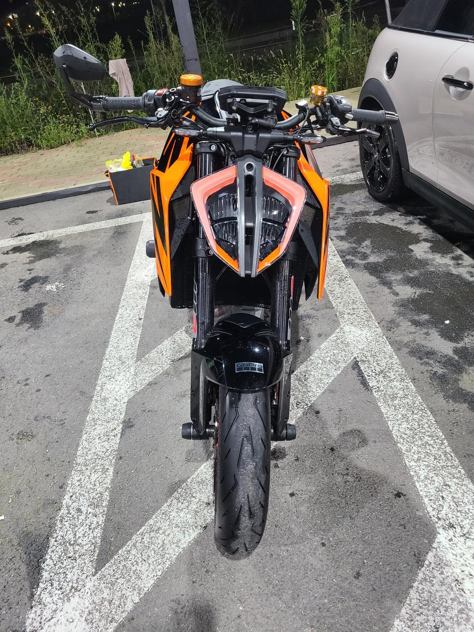 KTM 19년식 21년출고 빠따좋은 슈퍼듀크 팝니다