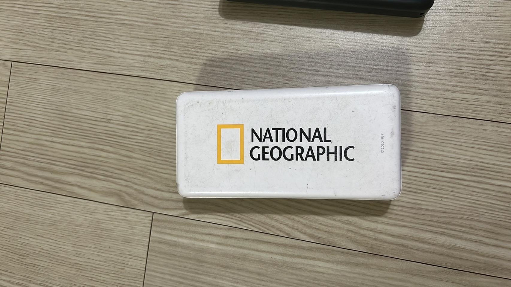 내셔널 지오그래픽 휴대폰 배터리 2000