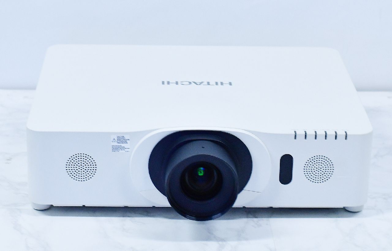 히타치맥셀 6000안시 풀hd 빔프로젝터 팝니다