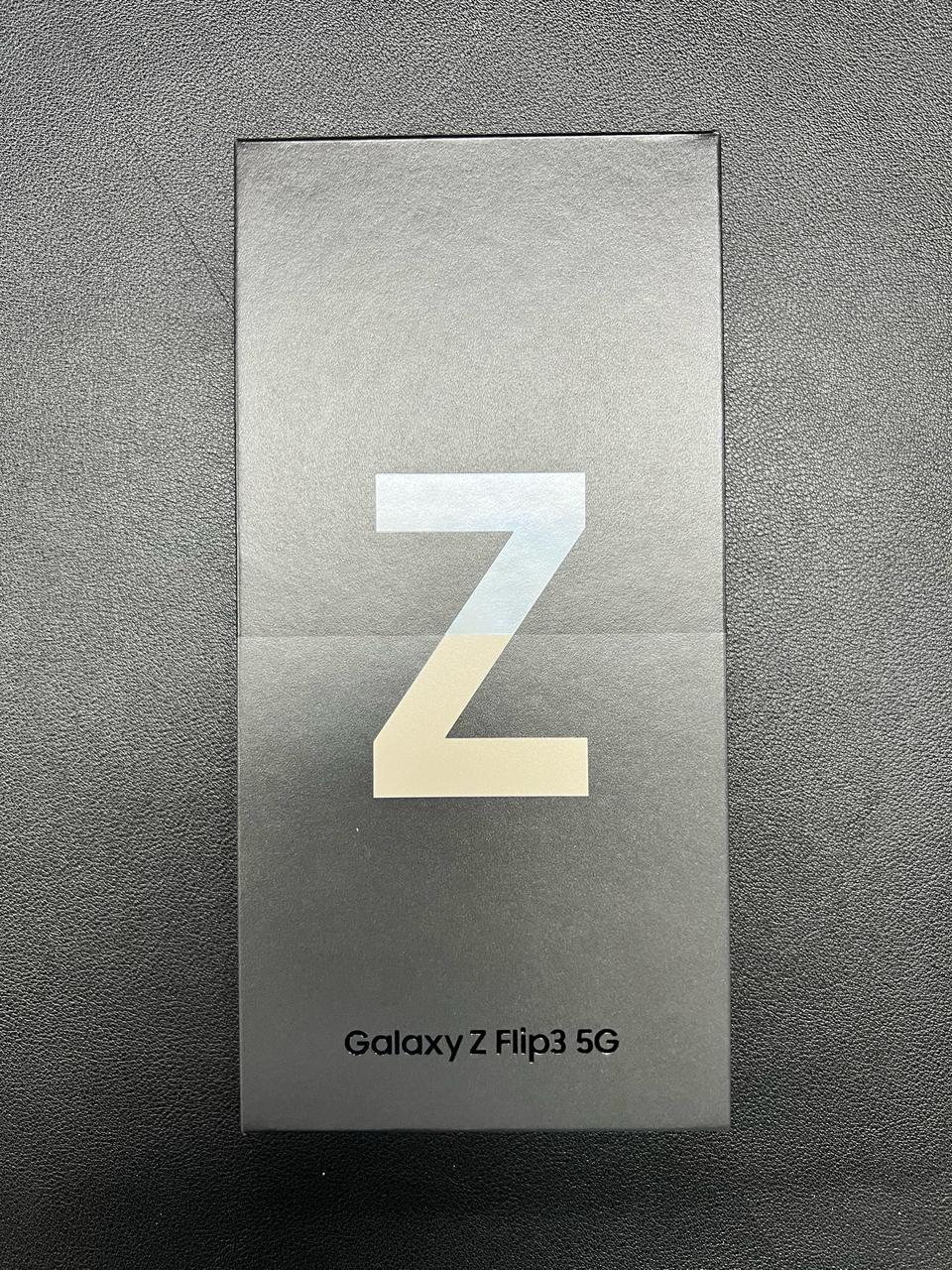 삼성 갤럭시 Z플립3 크림색 자급제 미개봉