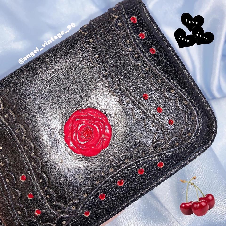 안나수이 장미 지갑