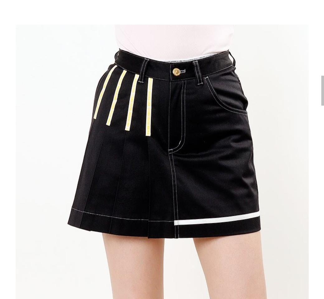 마크앤로나 여성스커트