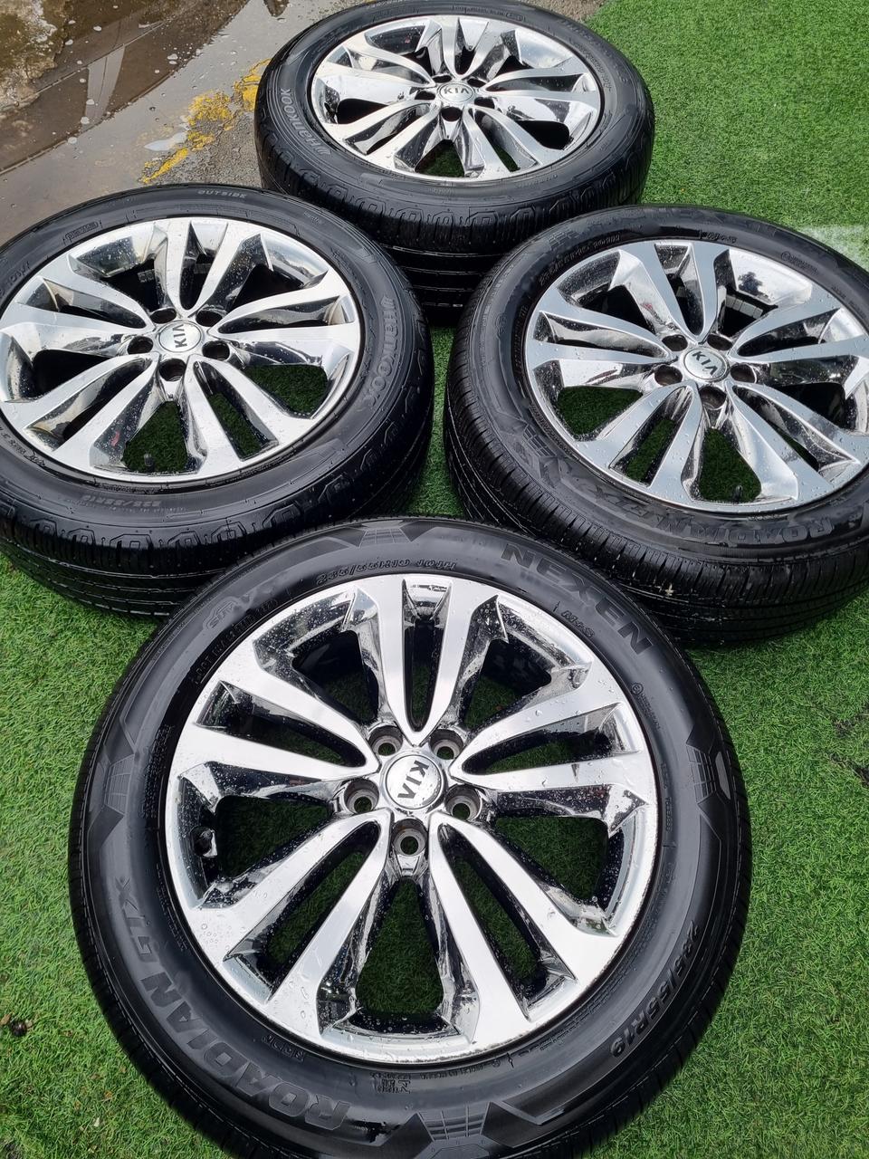 Suv중고휠타이어.올뉴카니발.더뉴카니발.크롬.블랙유광.컷팅.현대.기아차.