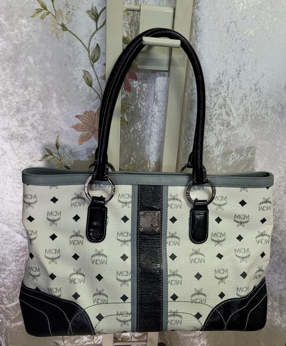 엠씨엠숄더백 40/25