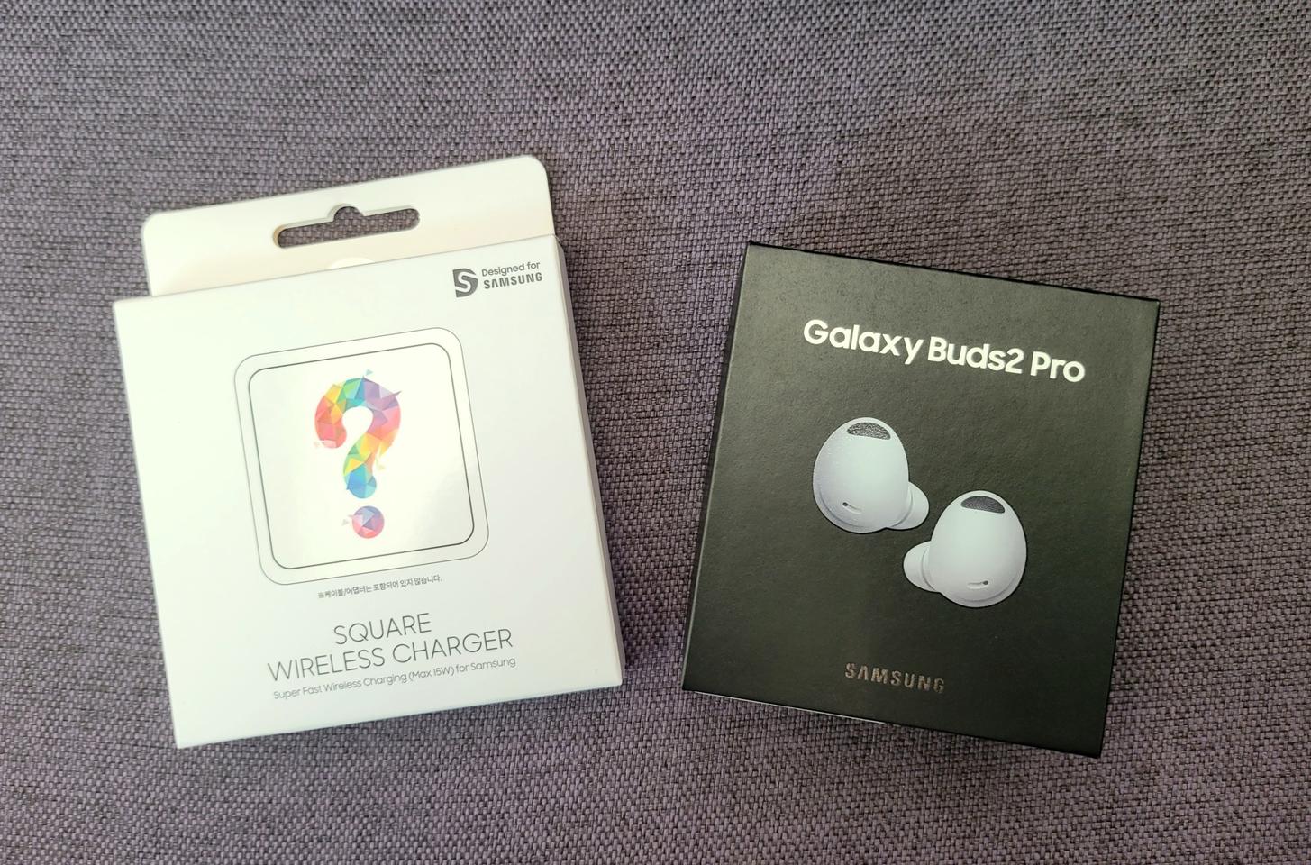 버즈2프로 화이트 + 무선충전패드