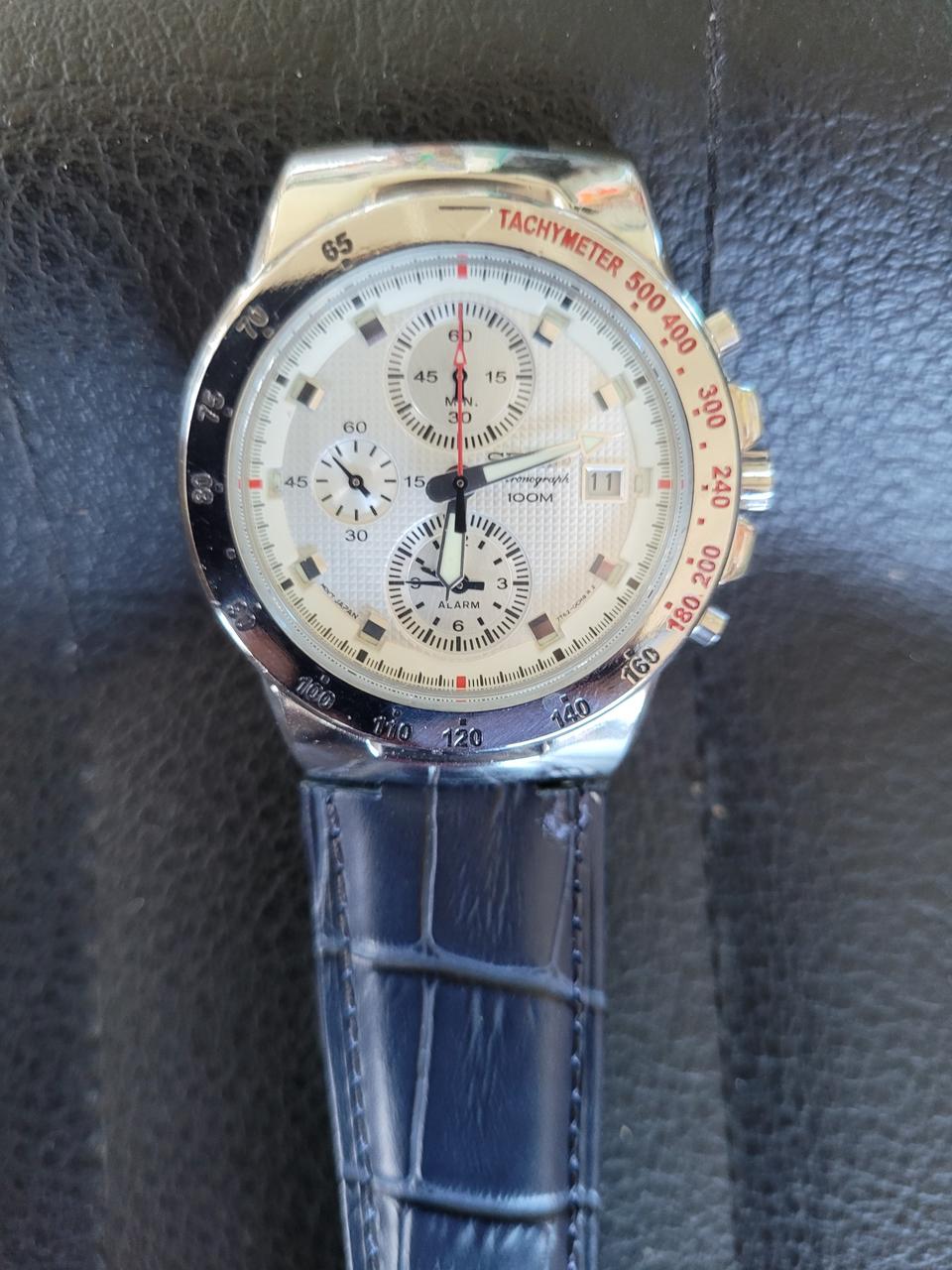 시계 세이코재펜입니다 상태양호가죽벨트새것을교체 010 3568 4546