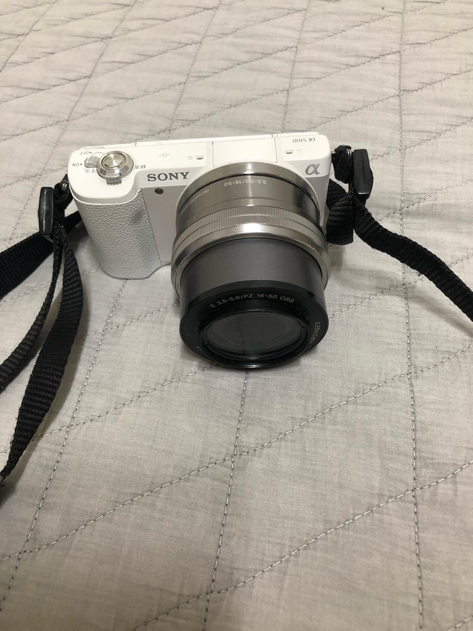 소니a5100 카메라[택포]
