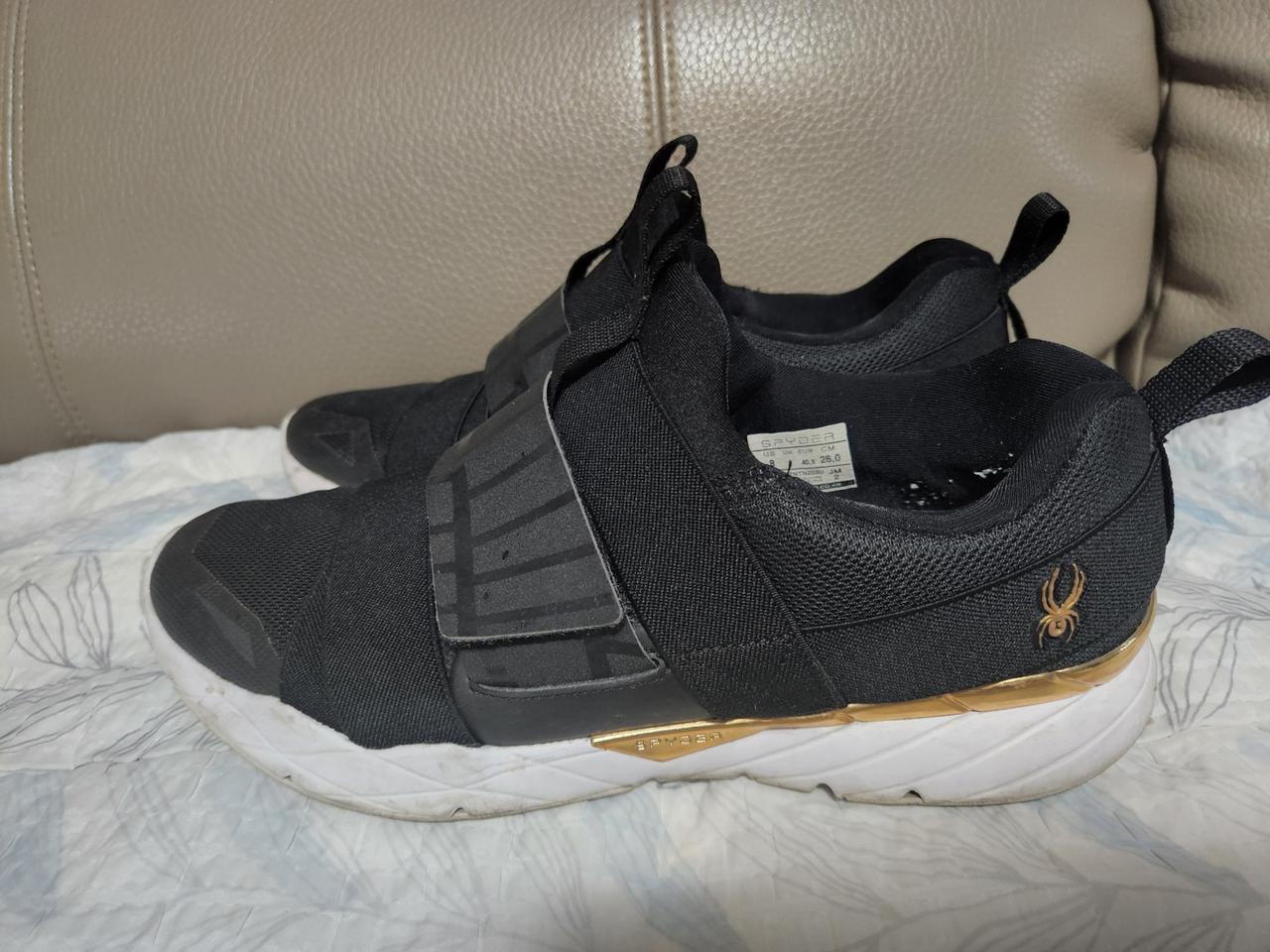 스파이더 운동화