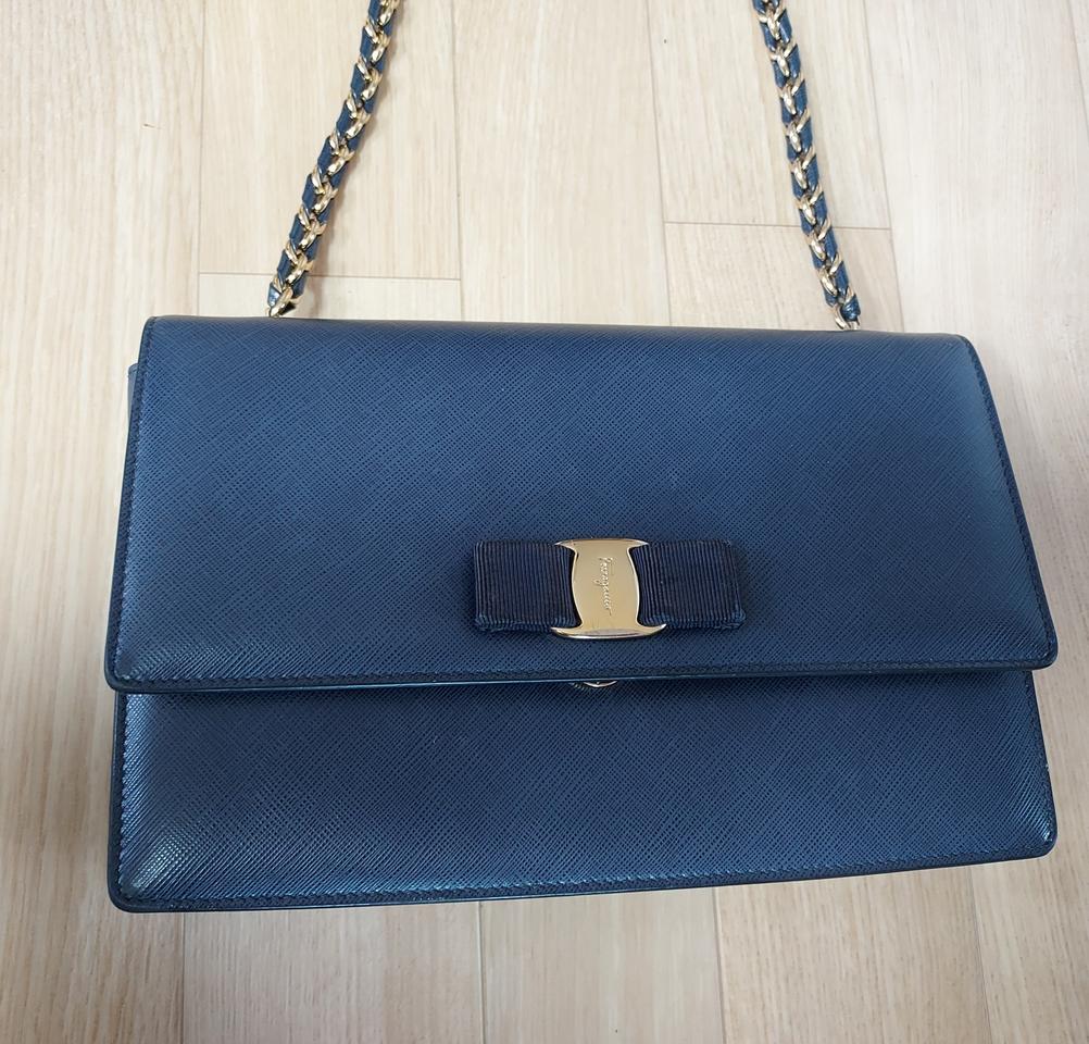 페라가모 지니백 정품