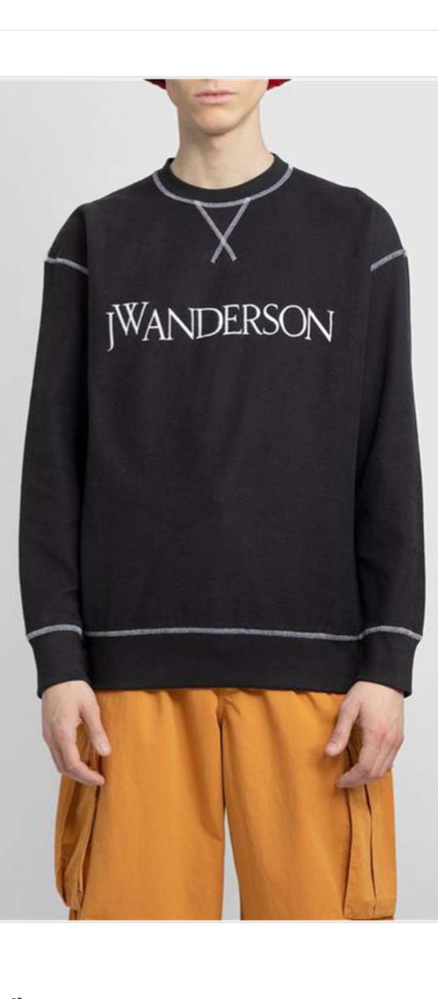 JW앤더슨맨투맨 새상품 구찌프라다루이비통디올버버리셀린느로에베톰브라운