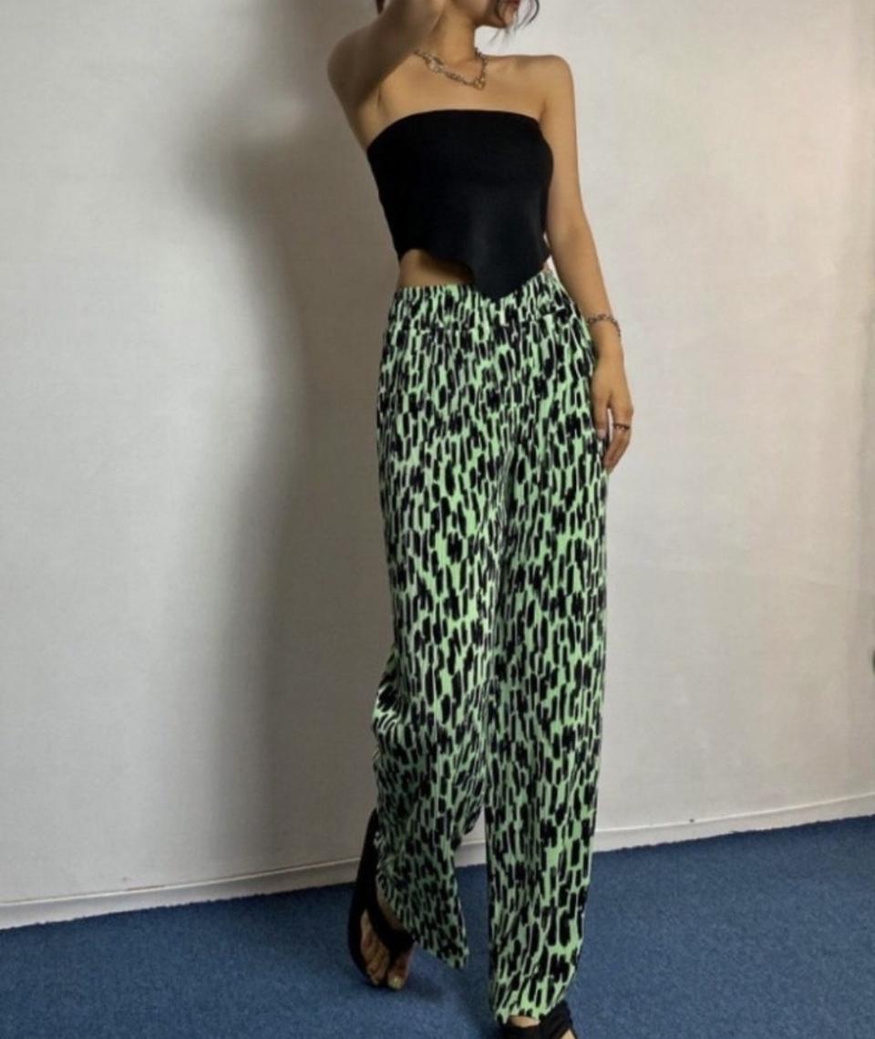 새제품)플리츠팬츠.주름팬츠.고무줄팬츠.호피팬츠.와이드팬츠.빅사이즈팬츠