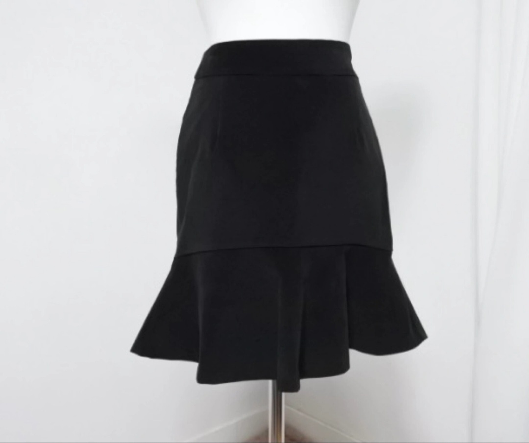 [새상품] 골덴 플레어 스커트