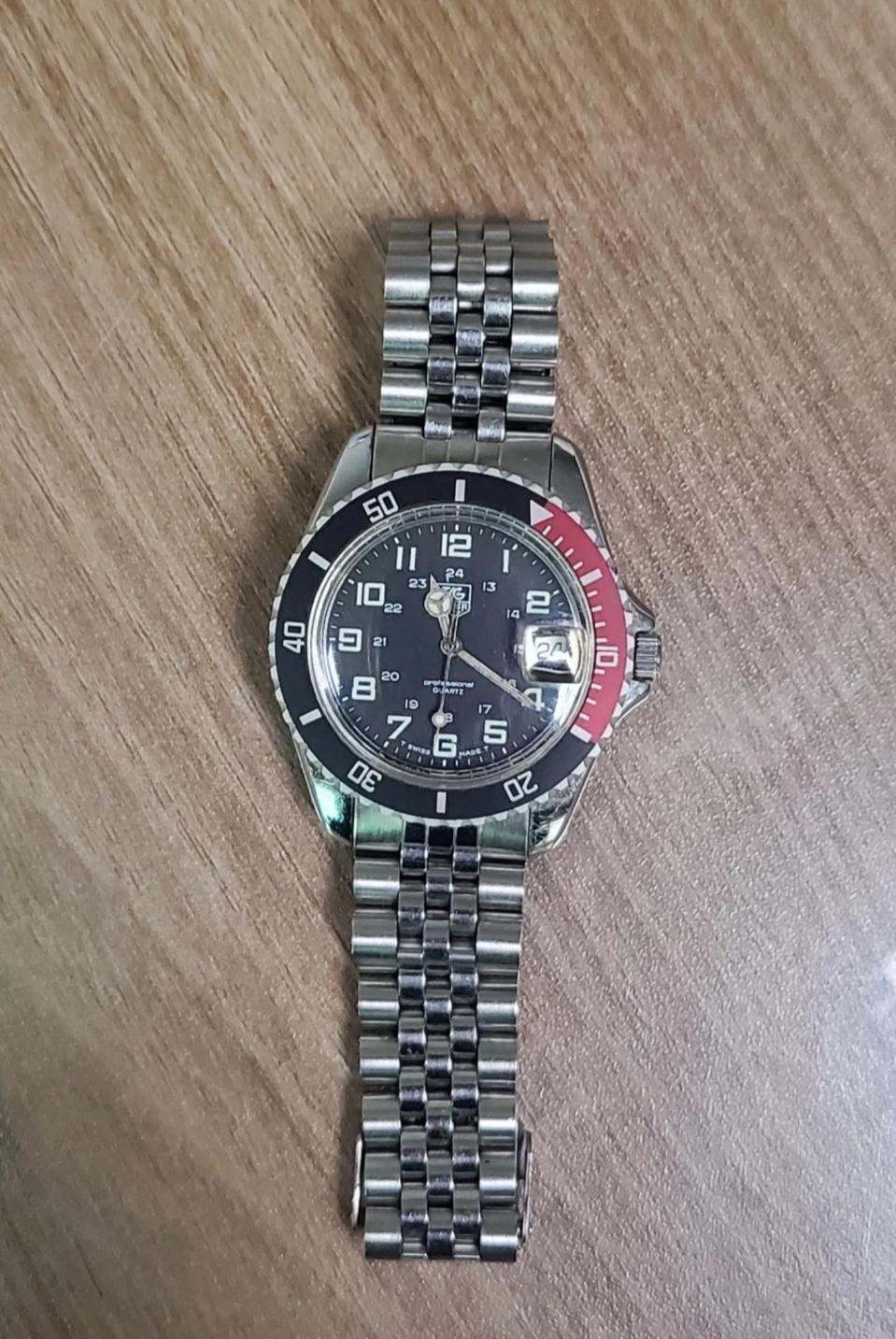 테그호이어 프로페셔널 2000