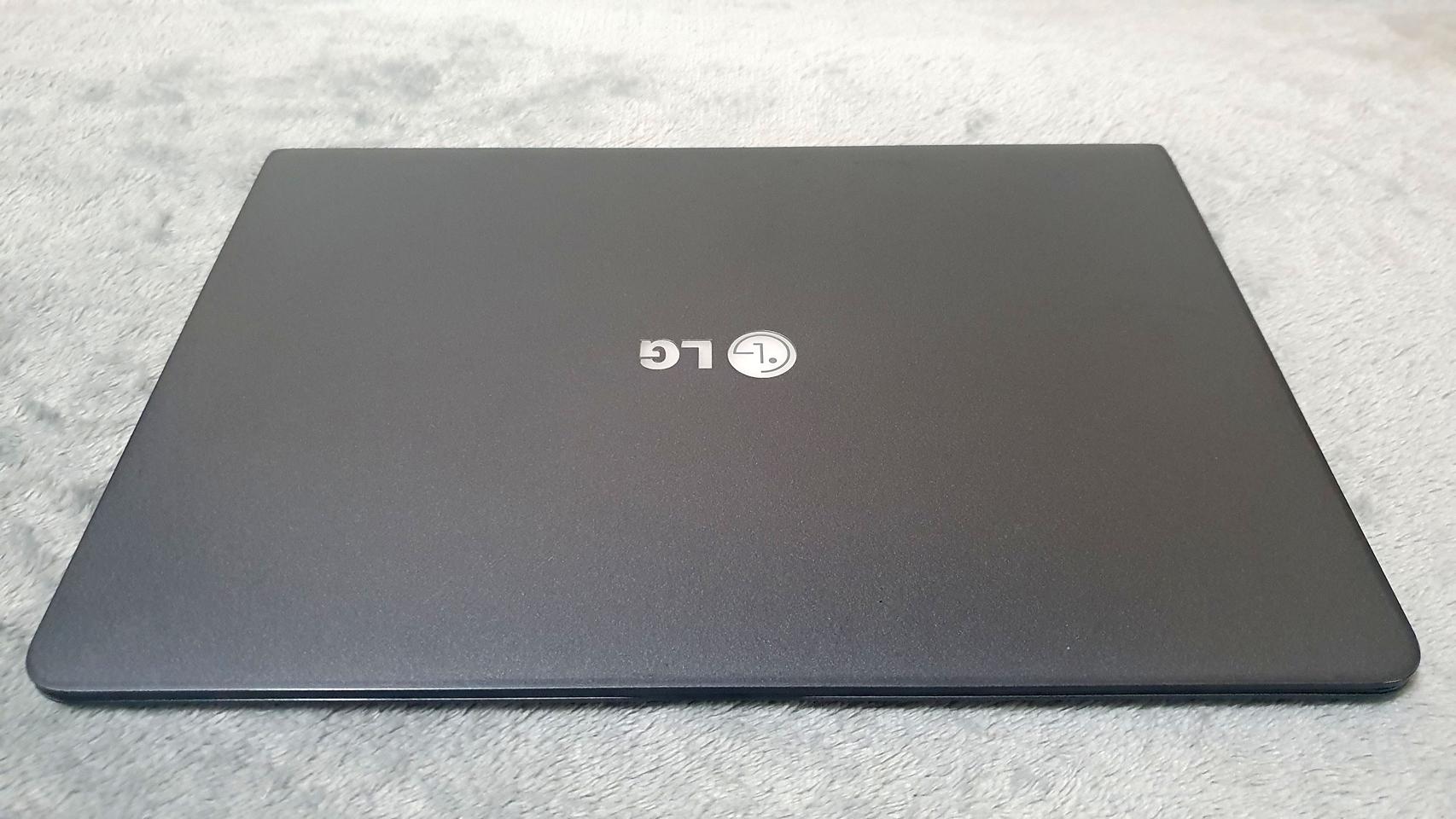 (배송비무료)맥북 느낌의 LG그램 노트북 팝니다.