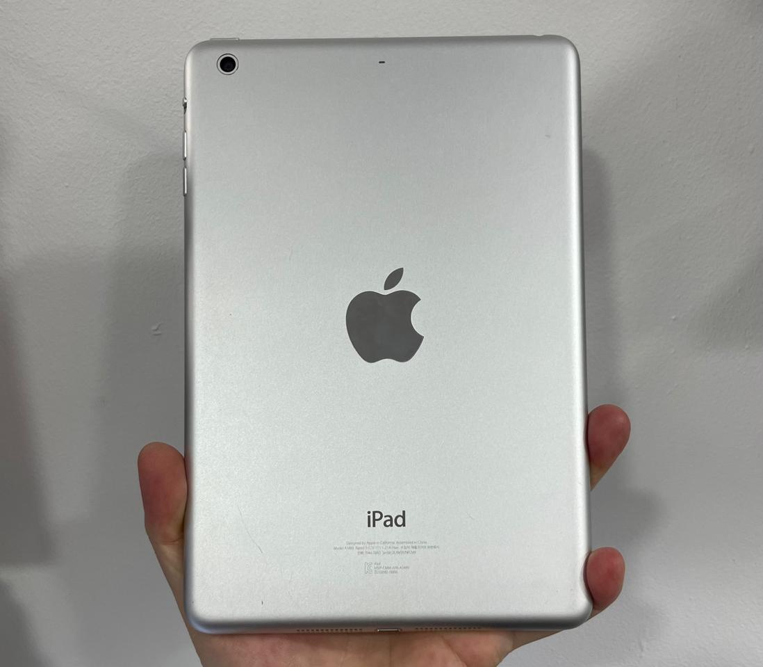 아이패드미니2 실버 32GB WIFI A1489