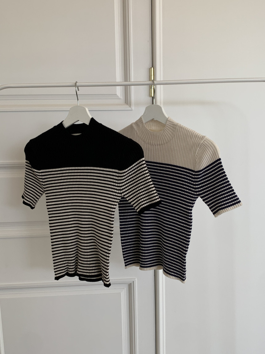 [새상품] 스트라이프 반팔 니트 (블랙)