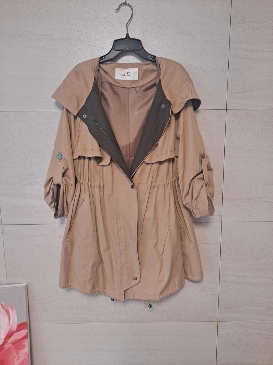 리스트 소매롤업 후드 야상