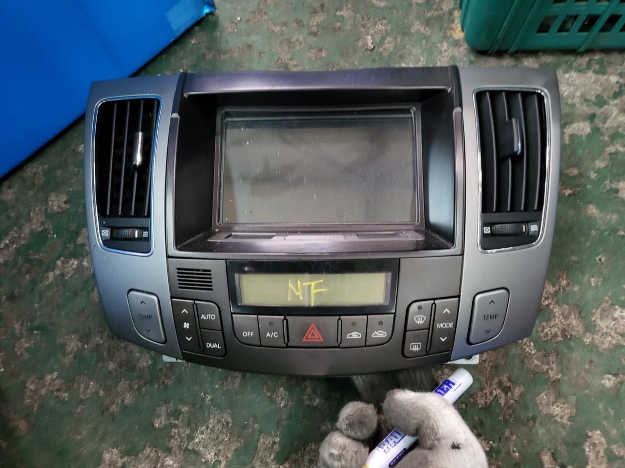 Nf소나타 네비 및 에어컨조절기