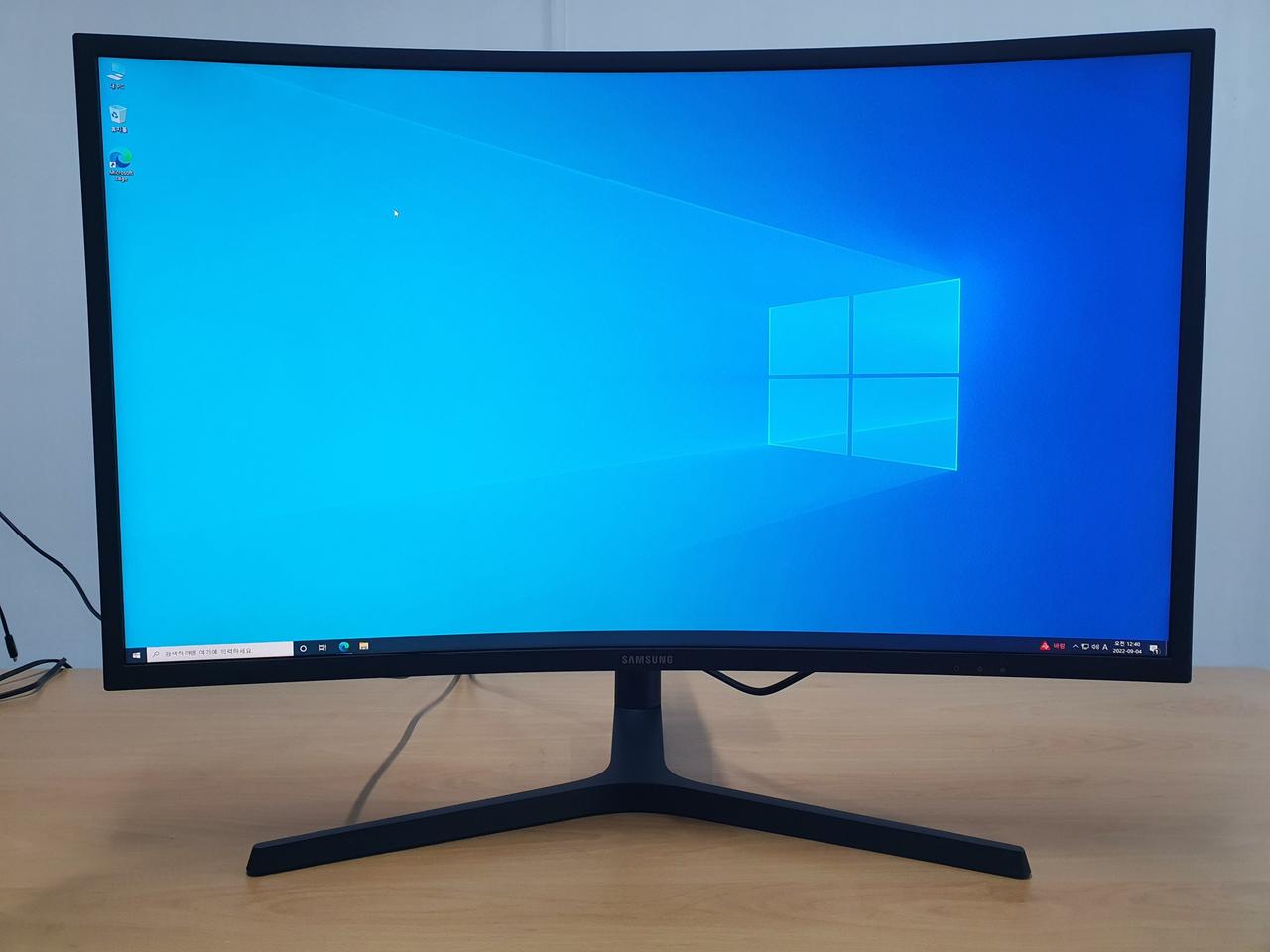 삼성 32인치 c32hg70 QHD 144hz 게이밍
