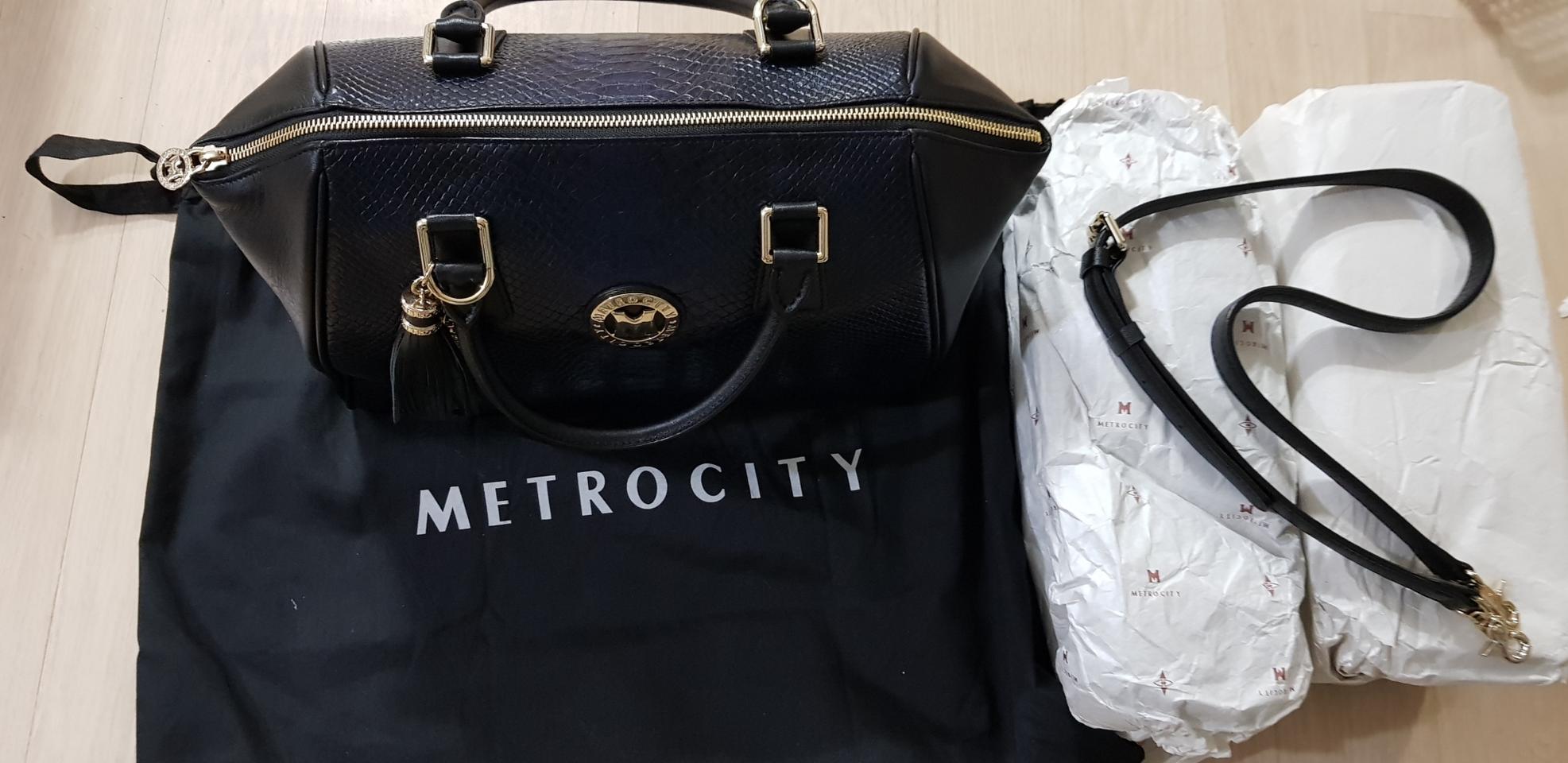 메트로시티 토트백 정품