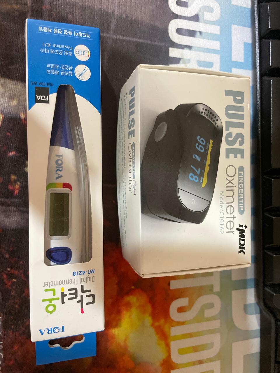 산소포화도 측정기, 체온계(미사용 새상품)