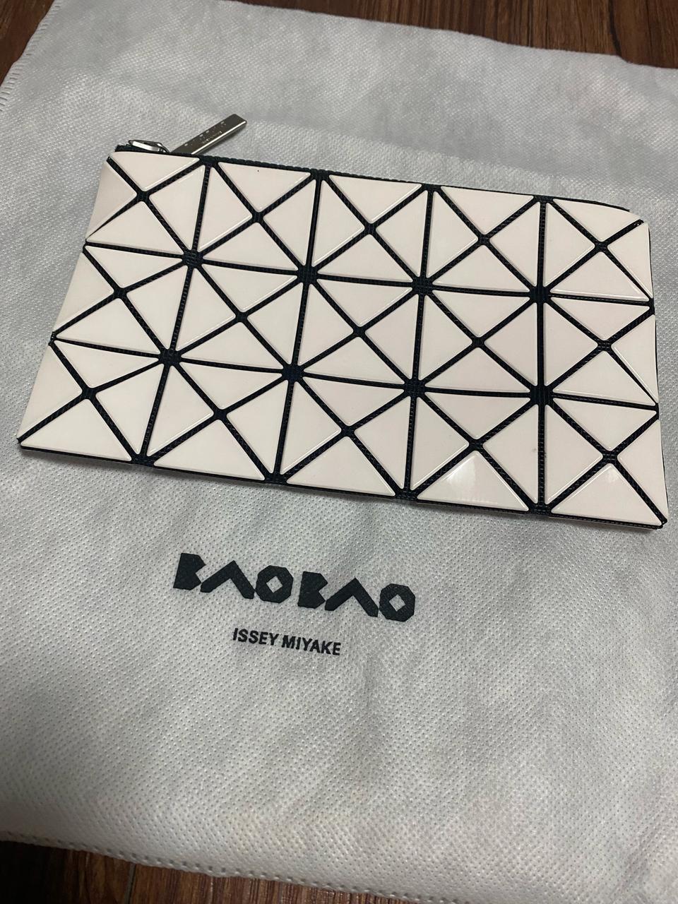 바오바오 플랫 파우치 (가격내림!!!)