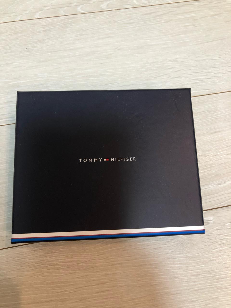 타미힐피거 카드지갑