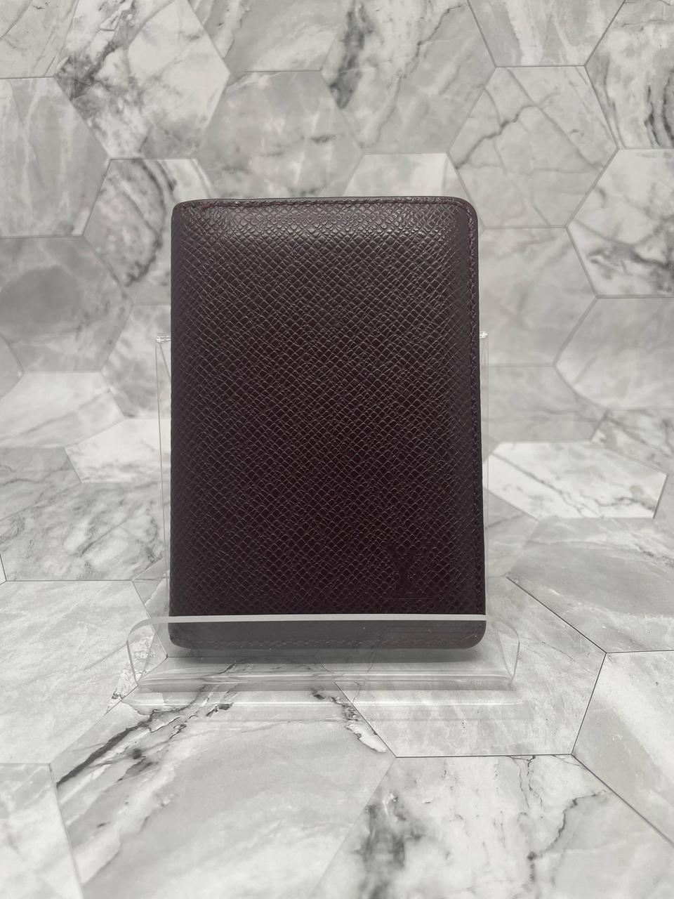 루이비통 타이가 브라운 카드지갑 급처