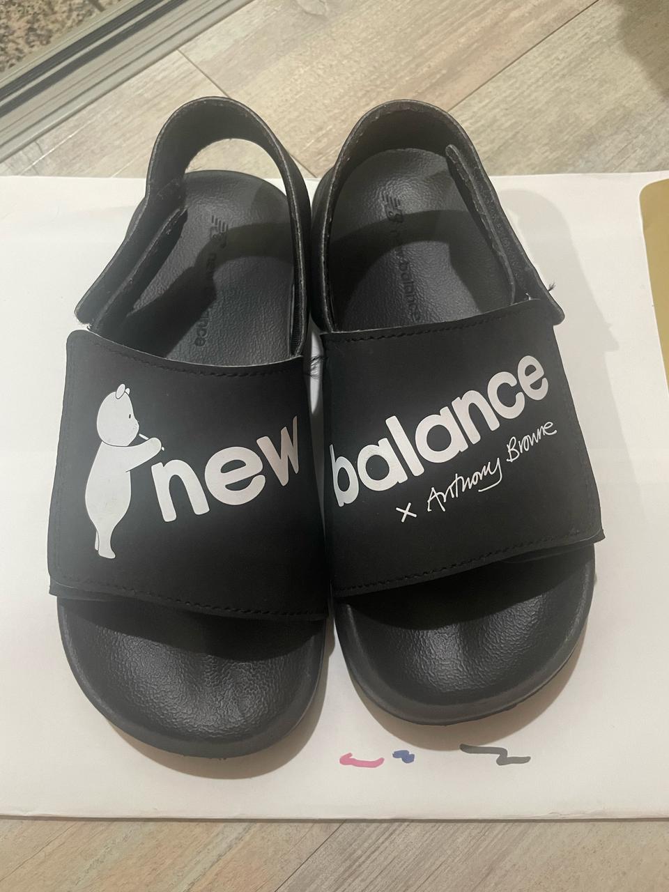 뉴발란스 아동 샌들 200