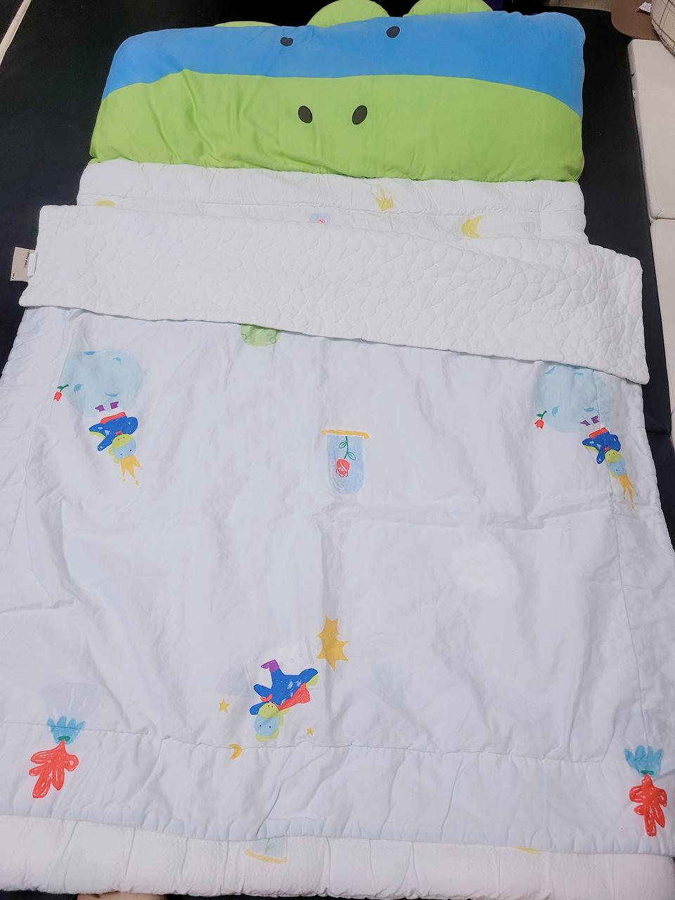 밀로앤개비 낮잠이불 팝니다